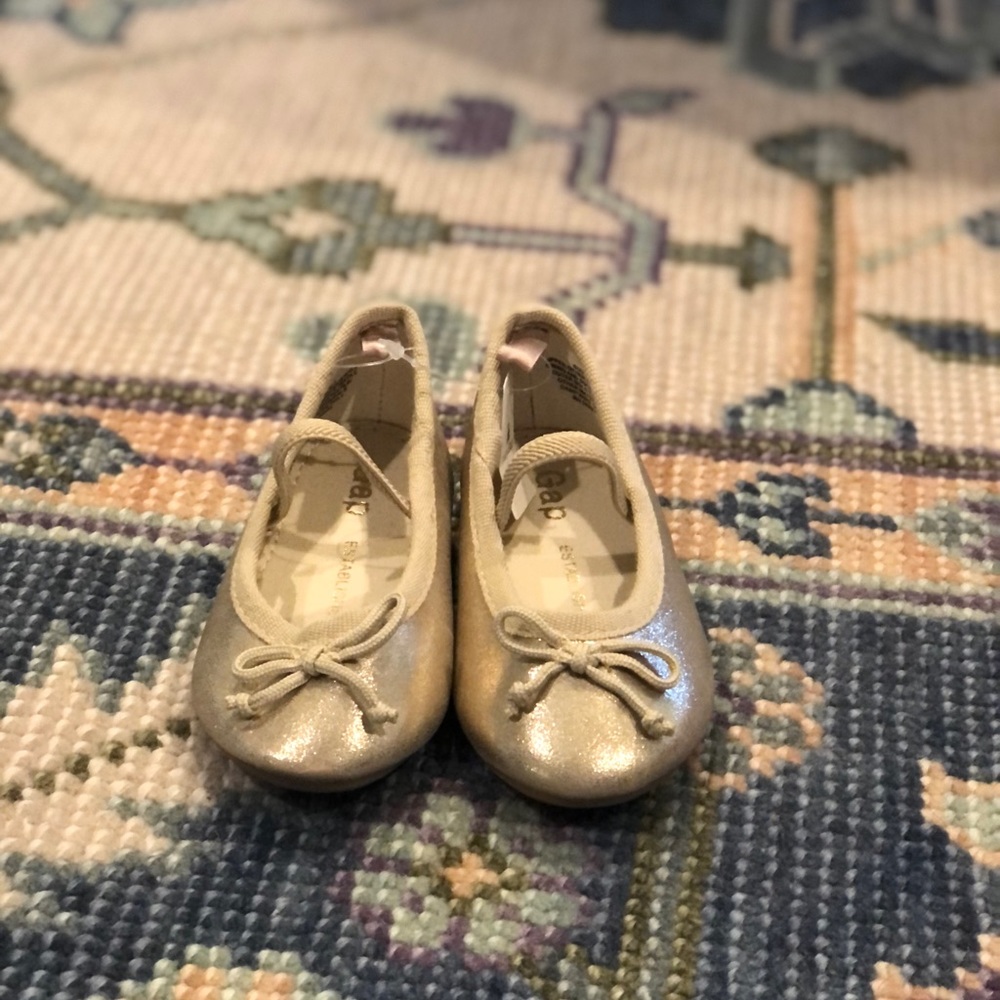 Baby Gap Champagne Flats